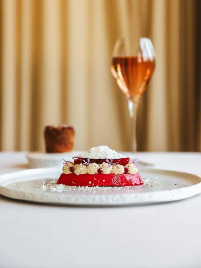 Fine Dining Restaurant 74 · Le Refuge des Gourmets · À la Carte &amp; Set Menus